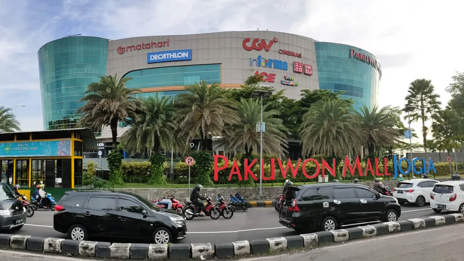 Mengapa Pakuwon Mall Yogyakarta Ramai Sekali?