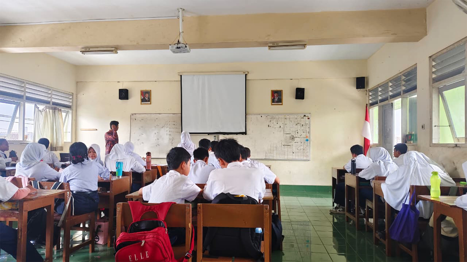 Tes Mingguan Matematika SMPN 5 Depok: Mengukur Pemahaman, Bukan Sekadar Nilai